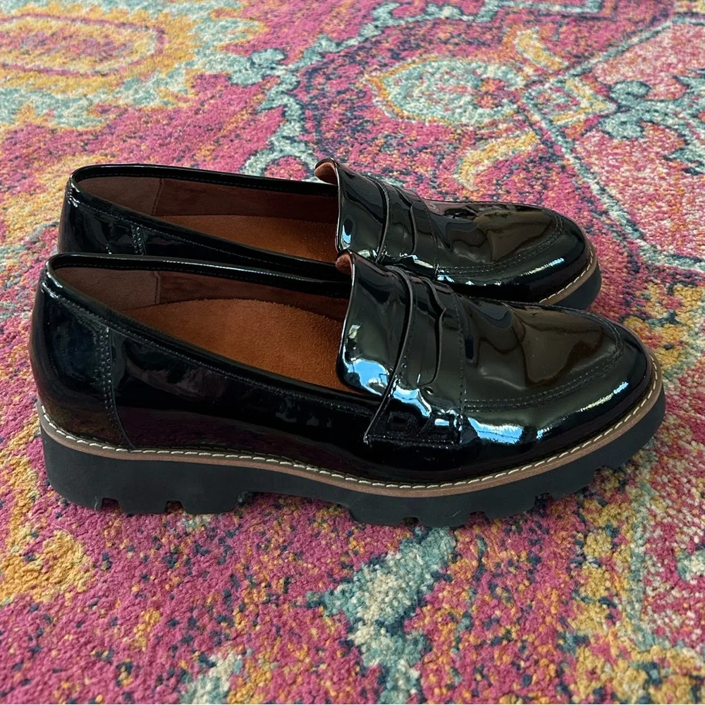Vionic | Women’s Black Patent Cheryl Lug Sole Platform Penny Loafers, Size 6.5